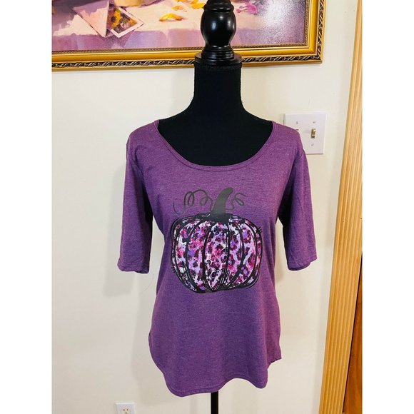 Anvil NWT Purple Cheetah Print Pumpkin Custom Graphic Short Sleeve Size Medium - Picture 1 of 9